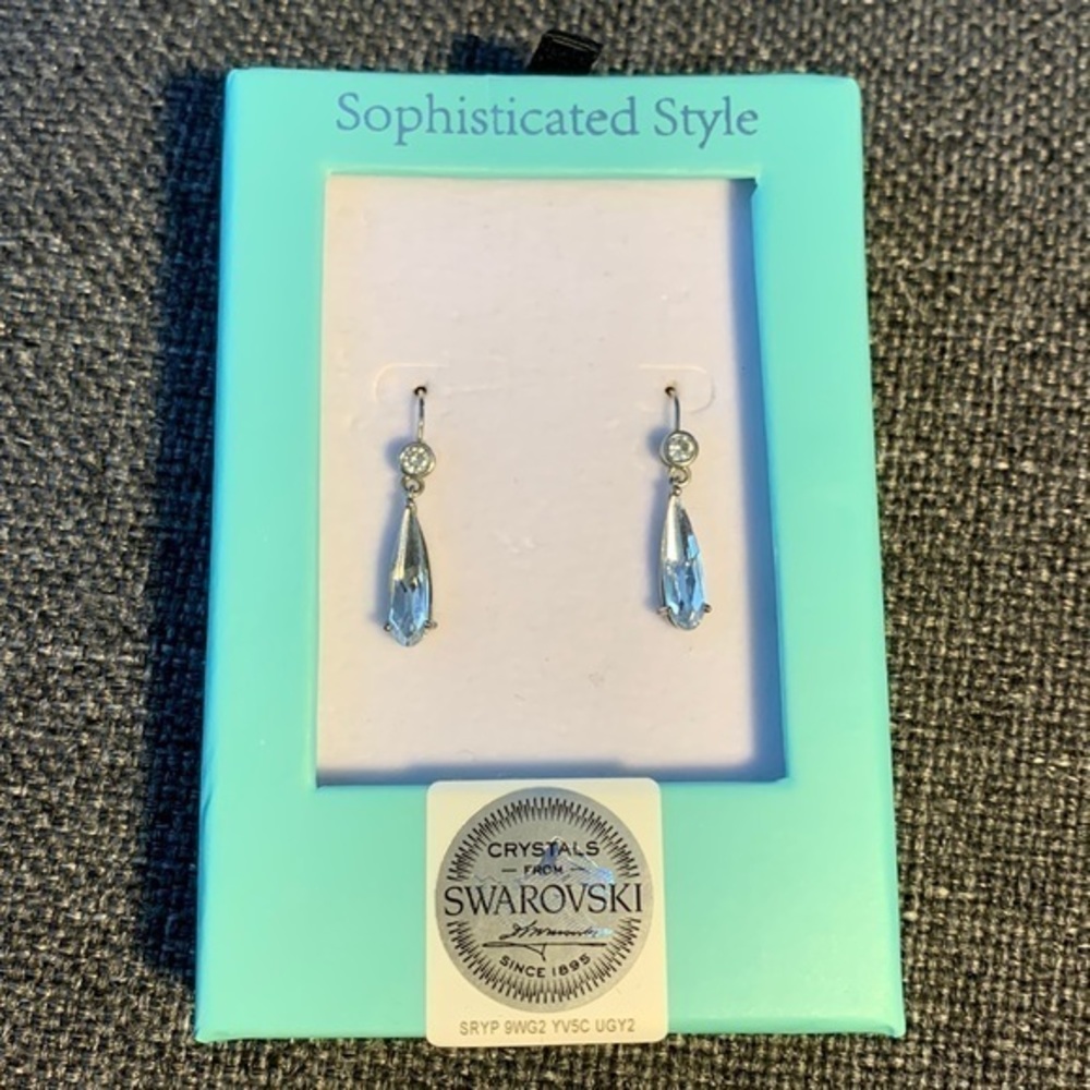 Tear drop earrings.  Made with Swarovski crystals.  ‎ New in Box.  NWT